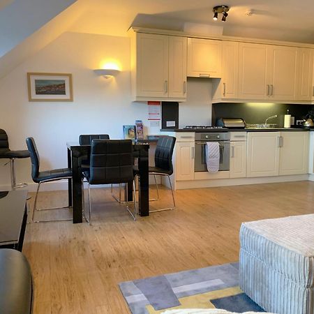 Harbour Penthouse Whitby Apartment ภายนอก รูปภาพ